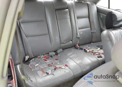 2005 Toyota Camry Xle V6 z USA, uszkodzony, nr VIN 4T1BF30K35U605782